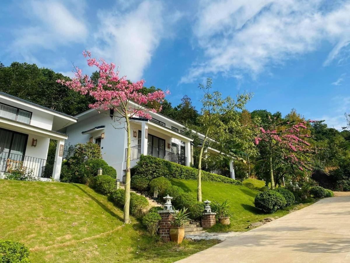 Onsen Villas - Venuestay Hoa Binh ภายนอก รูปภาพ